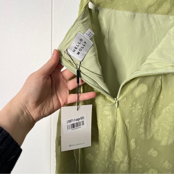 Hello Molly Rainbow Glow Midi Dress in Sage Green Lace Up Back Floral Size S - Picture 8 of 10